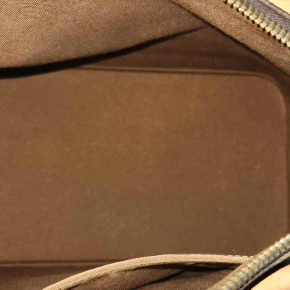 - `ღ´- ♥ -`ღ´ FABULOUS CONDITION `ღ´- ♥ -`ღ´ Authentic Louis Vuitton ALMA - Picture 6 of 17